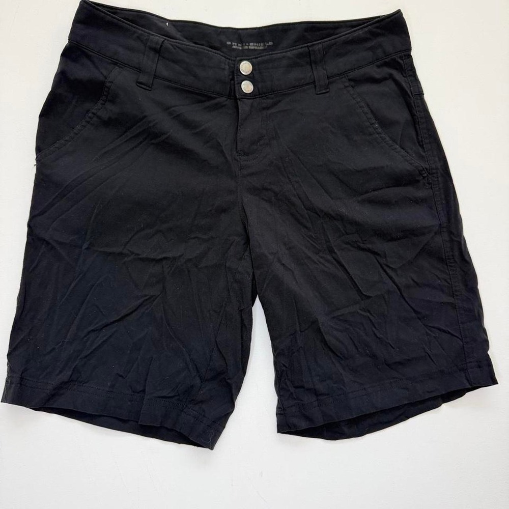 Columbia Women's Bermuda Shorts Black Solid Pockets Logo Button Flat Front 6